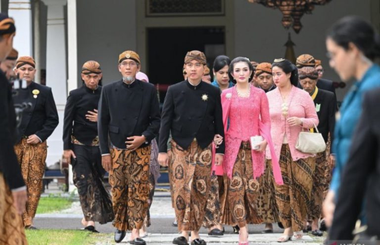 Wapres Gibran Dukung Pelestarian Budaya di Pura Mangkunegaran