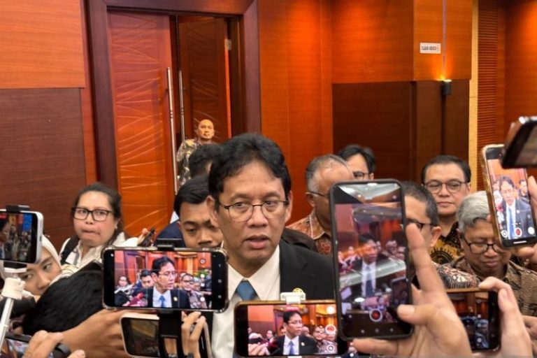 Hari ini, Menkeu Purbaya Rombak Pejabat Bea Cukai di 5 Pelabuhan