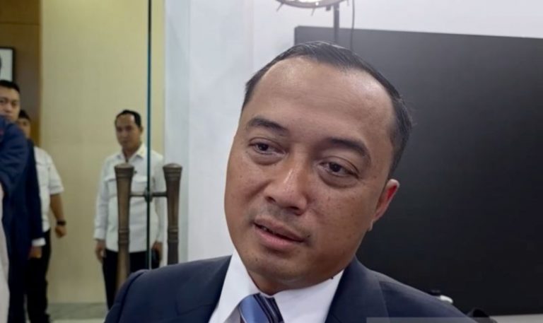 Hakim Terjerat Korupsi di Tengah Kenaikan Tunjangan, Istana Angkat Bicara