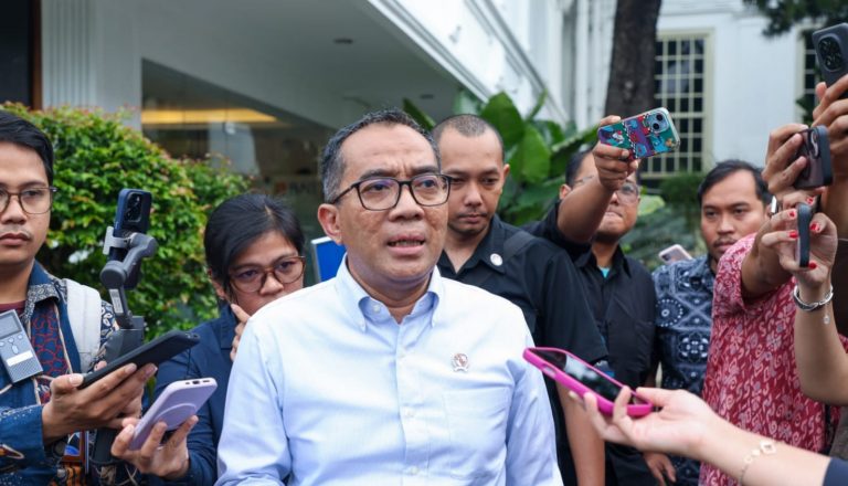 Atasi Krisis Sampah Nasional, Presiden Dorong Implementasi Teknologi Riset Kampus