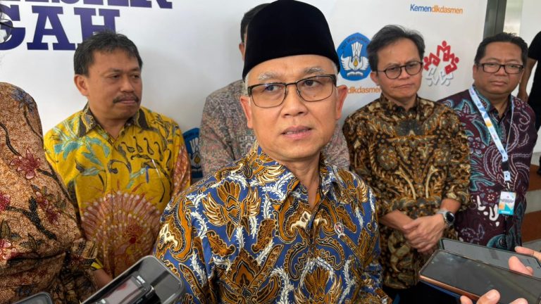 Revitalisasi Sekolah Diprioritaskan di Daerah Bencana dan Rusak Berat