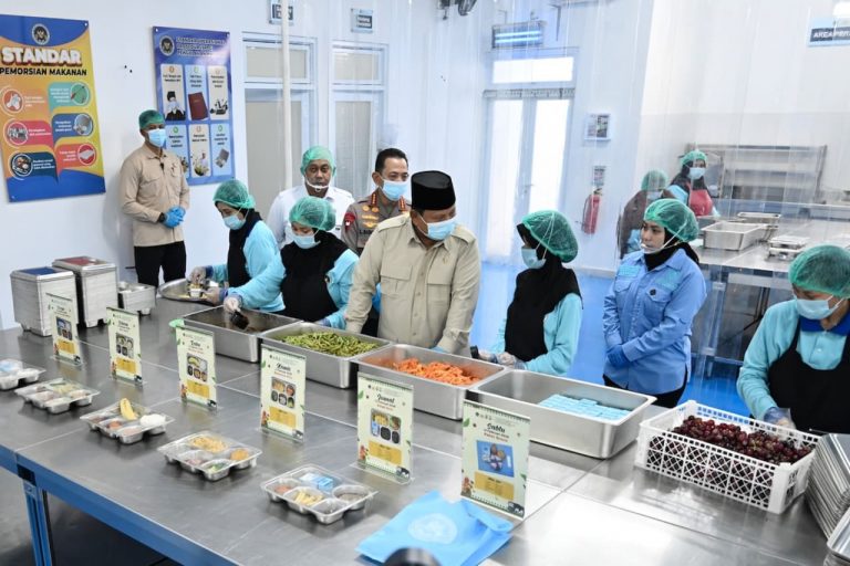 ICW Soroti Potensi Konflik Kepentingan dan Insentif Rp2 Triliun di Ribuan SPPG Polri