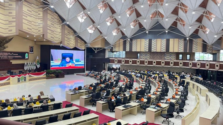 160 Usulan Pokir Tertahan, Paripurna DPRD Kaltim Diwarnai Perdebatan
