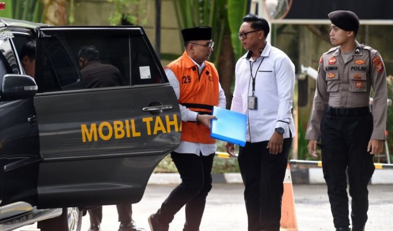 KPK Periksa Yaqut Usai Status Pengalihan Penahanan