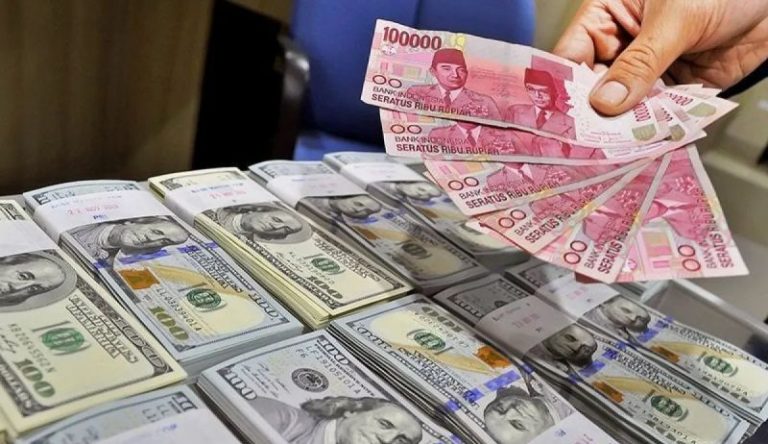 Rupiah Tembus ke Rp17.002 per Dolar AS, Tertekan Eskalasi Konflik Timur Tengah