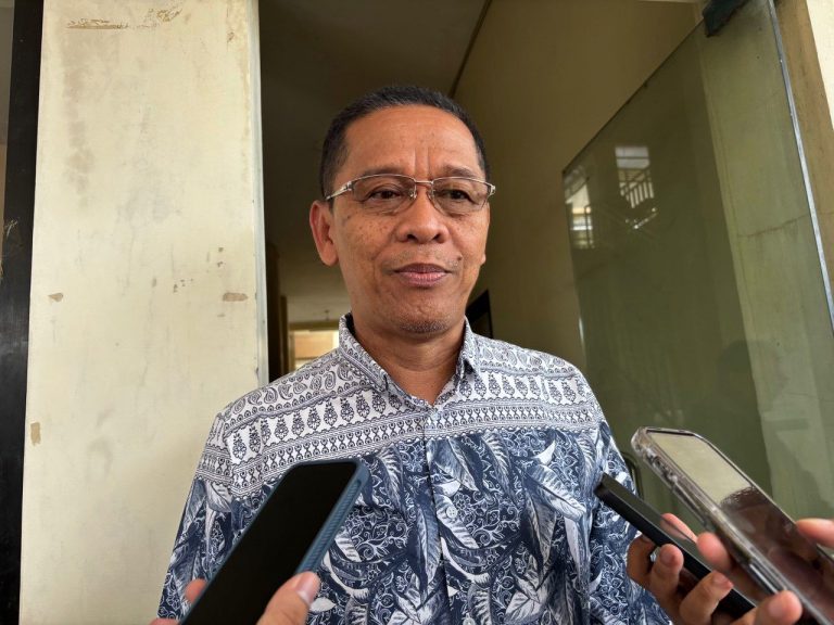 Pelayanan Adminduk, Pemerintah Harus Jemput Bola Hingga Pelosok