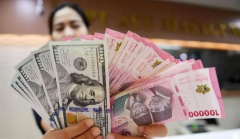 Rupiah Melemah ke Rp16.892 per Dolar AS, Konflik Asia Barat Tekan Pasar