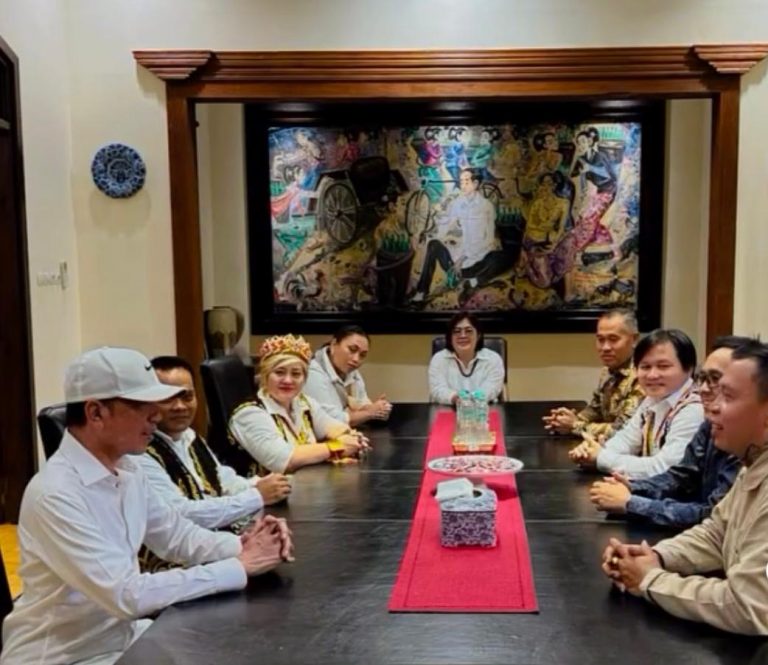 Panglima Jilah Temui Jokowi Bahas Dayak Center di IKN