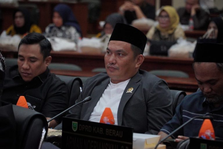 Soroti Kesenjangan Pembangunan di Kelay