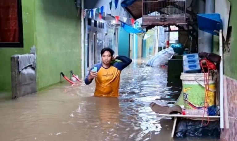 Akibat Hujan Ekstrem, DKI Jakarta Operasikan 1.200 Pompa Pengendali Banjir