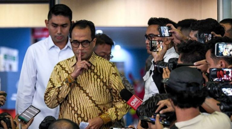 KPK Periksa Budi Karya Sumadi Terkait Kasus Korupsi Proyek Kereta