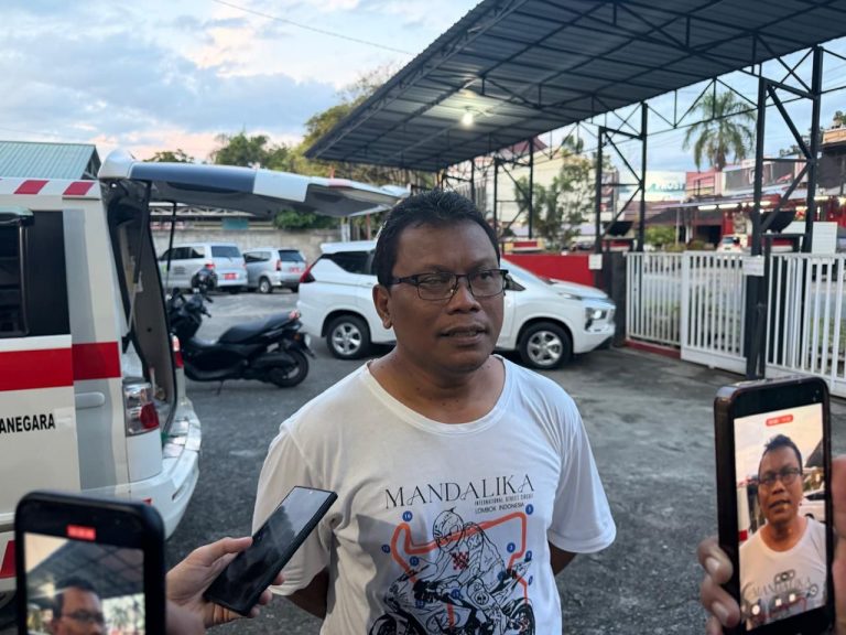 Hidup Tanpa Perawatan, Saharudin Dievakuasi ke Dinsos Kukar