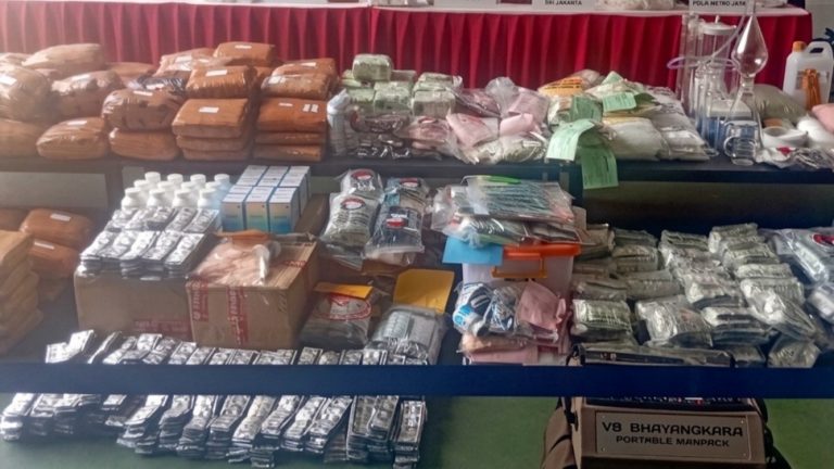 Polda Metro Jaya Musnahkan Ratusan Kilogram Narkotika