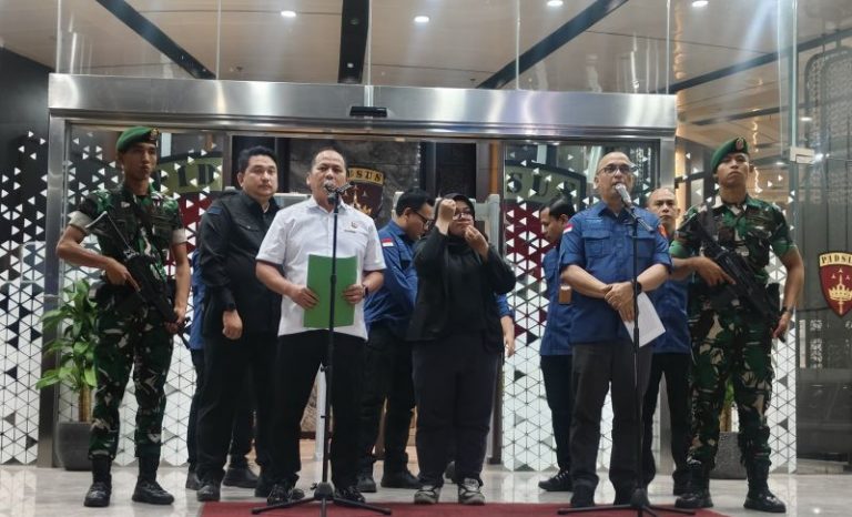 Riza Chalid Jadi Tersangka Lagi, Kejagung Intensifkan Pengejaran