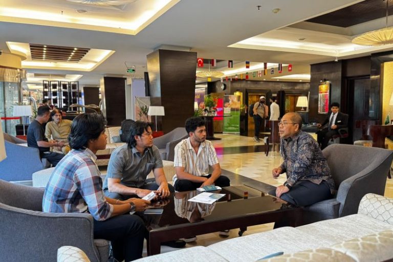 Selamat dari Ledakan Kapal di Laut Arab, KJRI Karachi Pulangkan Tiga ABK RI