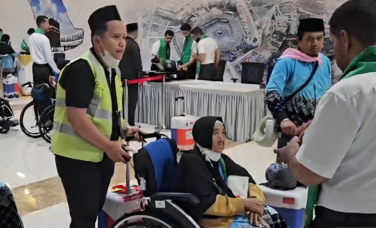 Kloter Pertama Haji 2026 Berangkat, 391 Jemaah Terbang ke Madinah Dini Hari