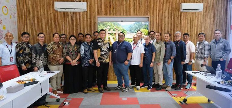 Kunker ke Telkomsel, DPRD Mahulu Soroti Ketimpangan Internet Perbatasan