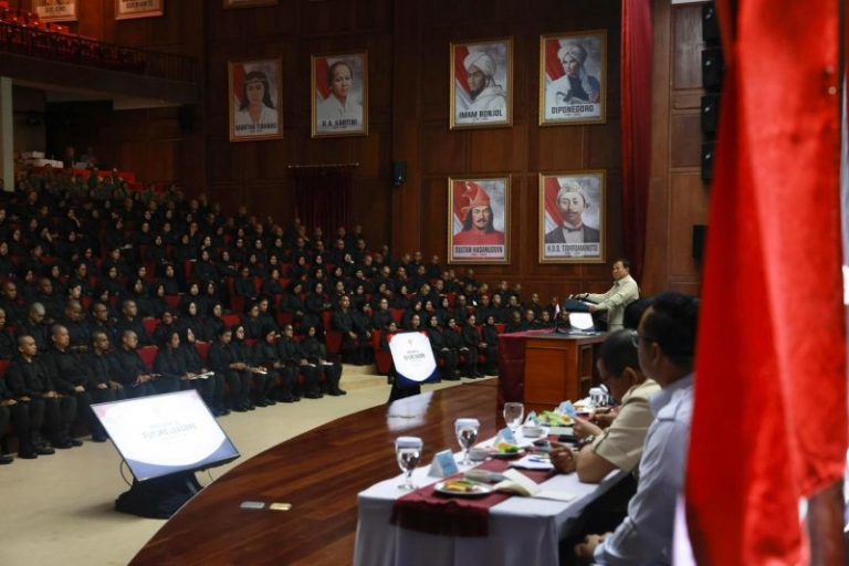 Presiden Gembleng 400 Calon Pemimpin BUMN di Hambalang