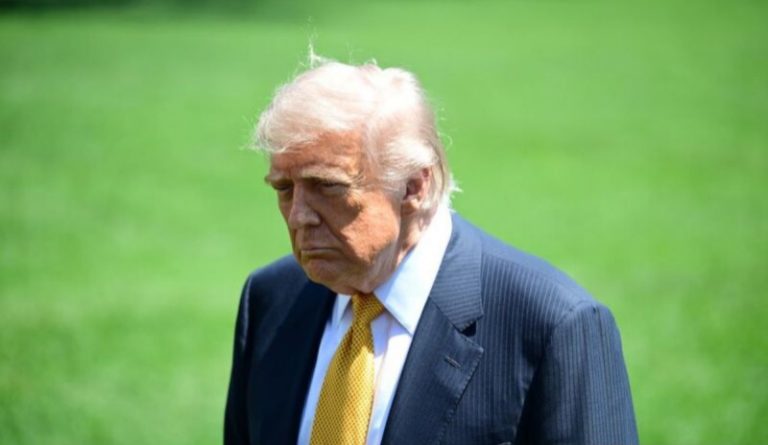 Trump: Blokade Laut Tak Akan Dicabut hingga Iran Teken Perjanjian Damai