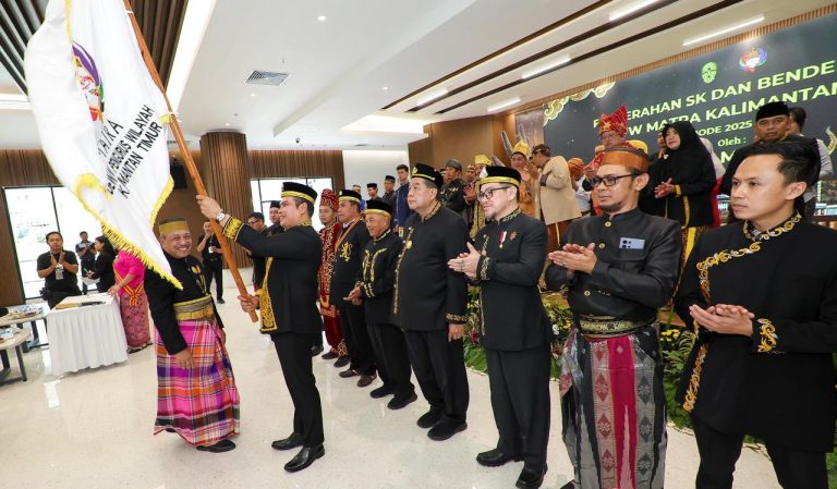 Pelantikan MATRA Kaltim di IKN Tegaskan Peran Adat dalam Pembangunan