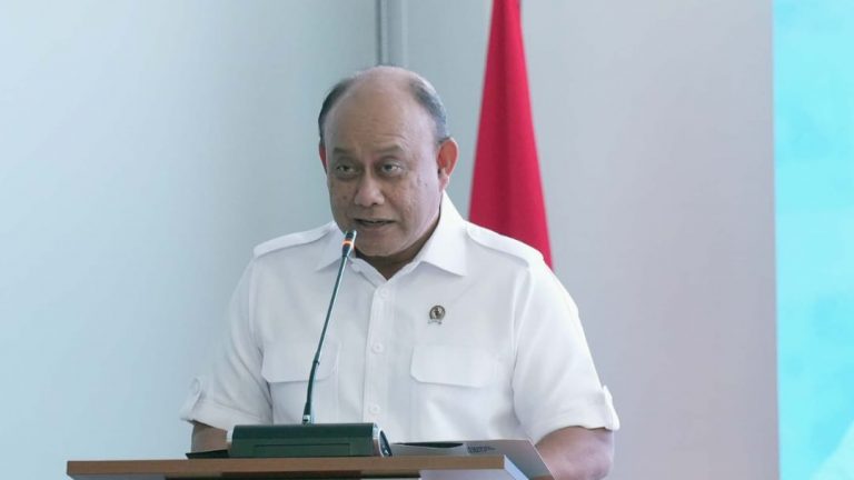 Prabowo Copot Dadan Hindayana dari Kursi Kepala BGN