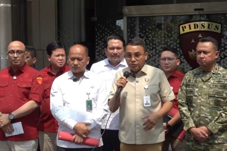 Kejagung Sita 390 Ton Tanah Diduga Mengandung Logam Tanah Jarang Milik PT PMM